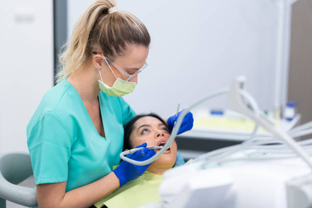 Best Weekend Emergency Dentist in De Kal, TX